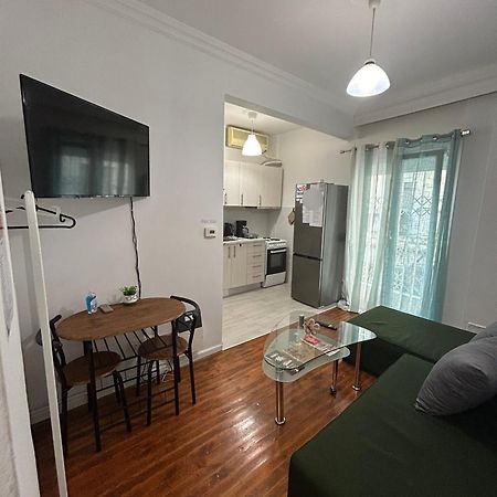 Calm Corner Delfon Apartment เทสซาโลนิกิ ภายนอก รูปภาพ