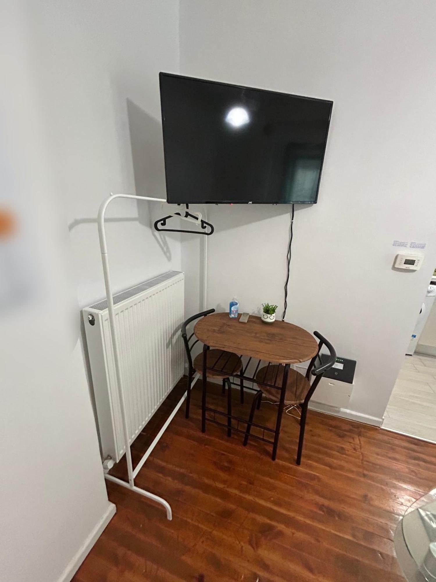 Calm Corner Delfon Apartment เทสซาโลนิกิ ภายนอก รูปภาพ